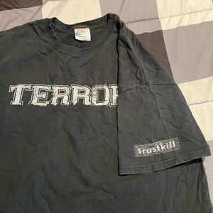 XL terror shirt